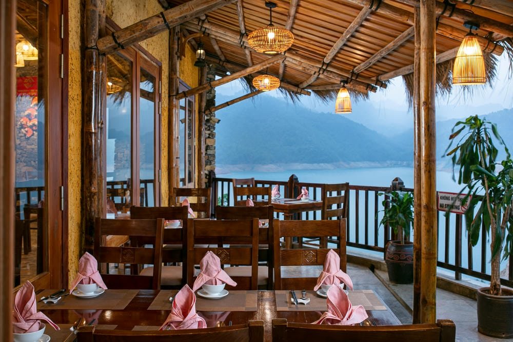 Restaurant (2)-KG Bamboo Restaurant Mai Chau Hideaway Lake Resort